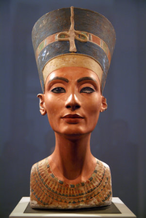History Of Queen Nefertiti